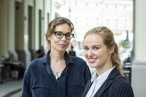 „Ondine“ išleistas Žibuoklės Martinaitytės muzikos albumas išreiškia ir normalumo ilgesį