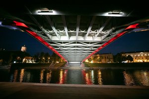 Solidarumo su baltarusiais dieną – nušvis Vilniaus tiltai, sklinda palaikymo žinutės