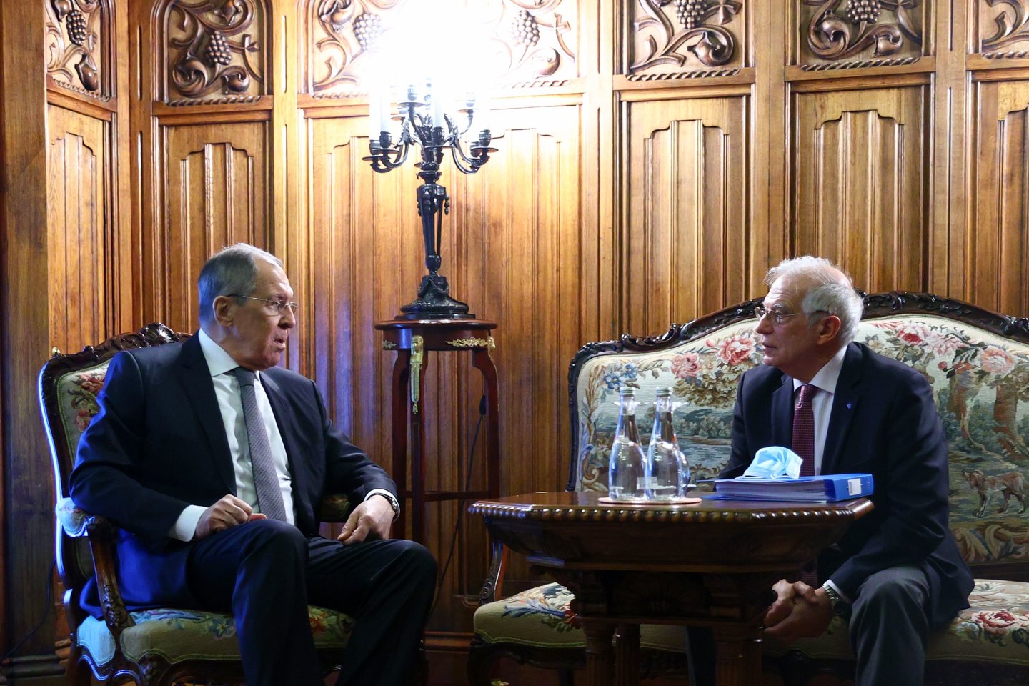  J.Borrellio vizitas Maskvoje sukėlė nepasitenkinimą Europoje.<br> AFP/Scanpix nuotr.