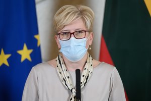 I. Šimonytė prabilo apie grįžimą į mokyklas: pirmieji žinių sulauks pradinukai