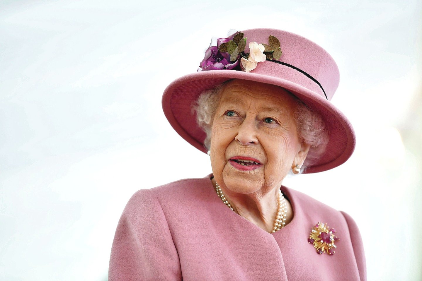 Manoma, kad Jungtinės Karalystės monarchės Elizabeth II turtas siekia šimtus milijonų svarų.<br>AP/Scanpix nuotr.