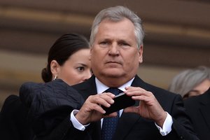 Buvęs Lenkijos prezidentas A. Kwasniewskis užsikrėtė koronavirusu