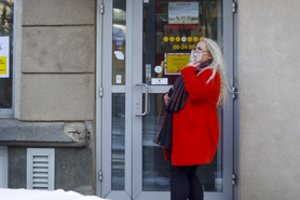 Trečiadienį Vyriausybė priims sprendimą dėl parduotuvių ir kirpyklų atvėrimo