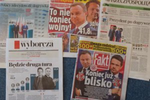 Lenkijos valdžia nori sunaikinti nepriklausomą žiniasklaidą: tokio protesto šalies istorijoje dar nebuvo