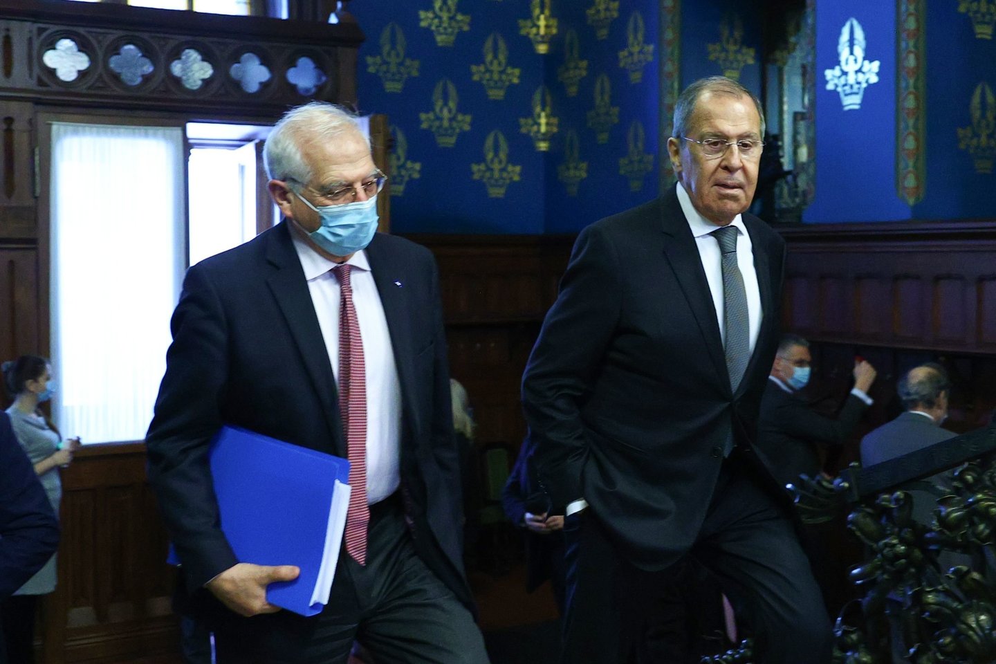Anot J.Borrellio, Rusija dialogo nenori.<br>AFP/Scanpix nuotr.