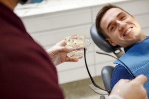 Atidėlioti neverta: prarastų dantų atkūrimas paprastesnis ir pigesnis nei manėte