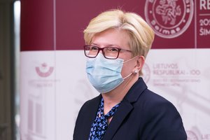 Po netikslios COVID-19 statistikos – I. Šimonytės žinia: karantino švelnėjimą lems du parametrai