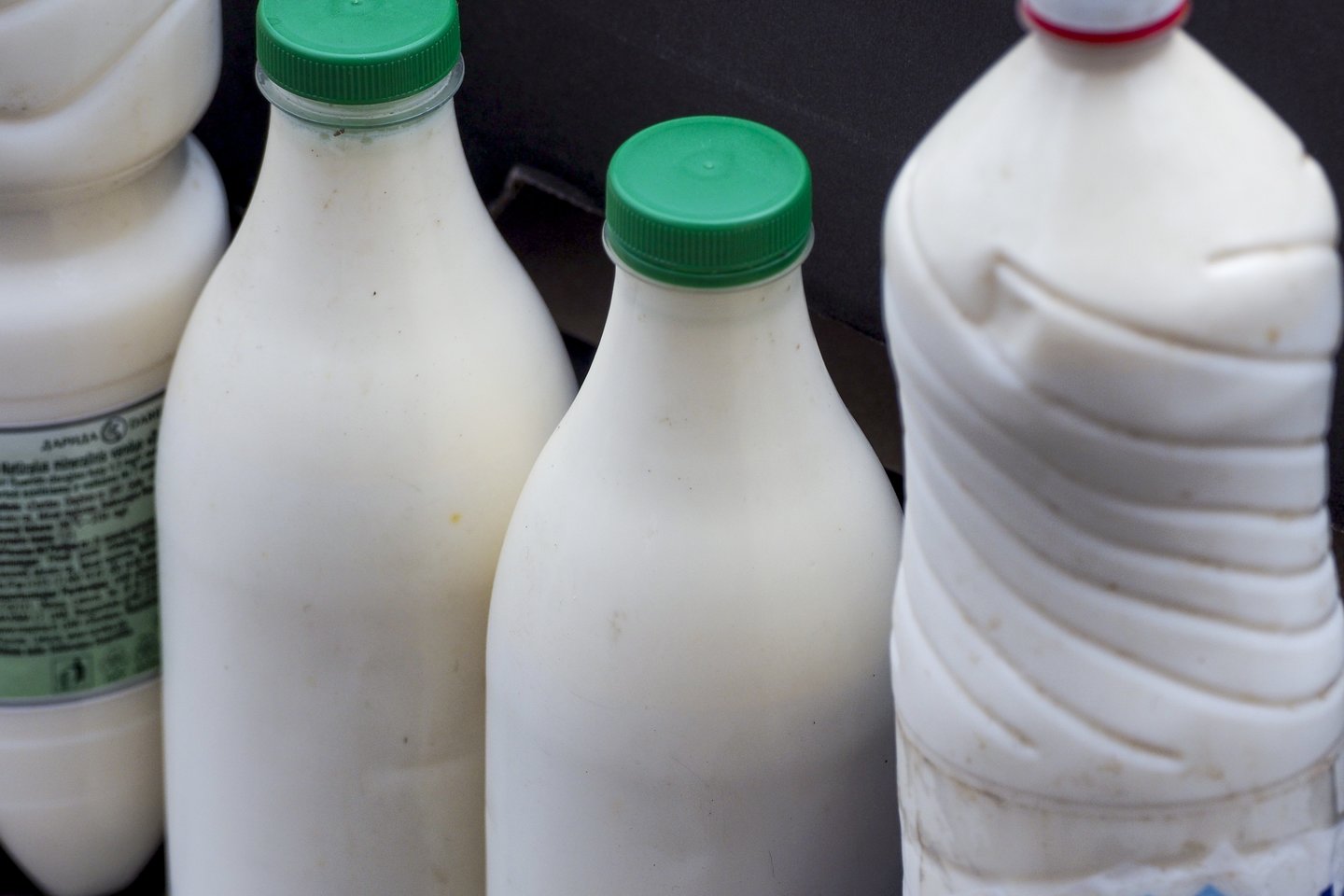 Pastaruoju metu parduotuvių lentynose atsiranda vis daugiau pieno produktų be laktozės.<br>V.Ščiavinsko nuotr.