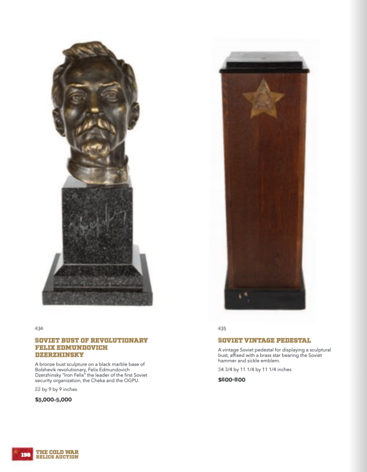  Revoliucionieriaus F.Dzeržinskio biustas kainuoja 3000-5000 dolerių, o sovietinis pjedestalas – 600-800 dolerių.<br> „Julien Auctions“ nuotr.