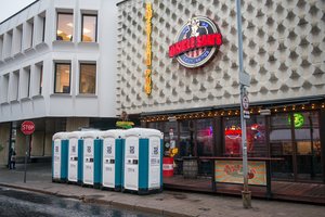 Barų darbuotojai jaučiasi specialiai atstumti – rengia neregėtą akciją 