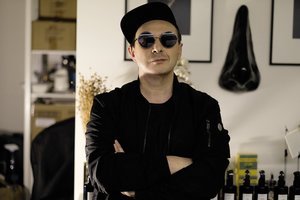 Paaiškėjo nežinomi faktai apie aktorių ir kvepalų kūrėją Aistį Mickevičių