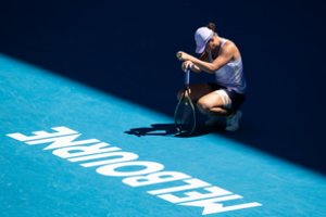 Staigmena „Australian Open“: ketvirtfinalyje pasirodymą baigė pirmoji pasaulio raketė