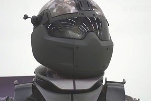 Rusai teigia sukūrę kovinį superkostiumą: sako, atlaiko kulkosvaidžio šūvį