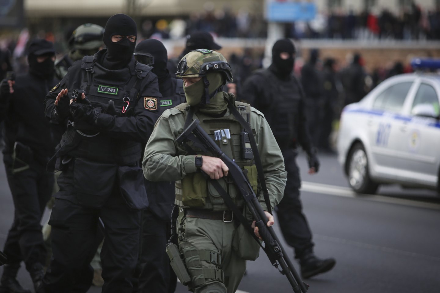  Rusija pranešė per koordinuotus reidus sulaikiusi 19 įtariamų islamistų.  <br>AP/Scanpix nuotr.