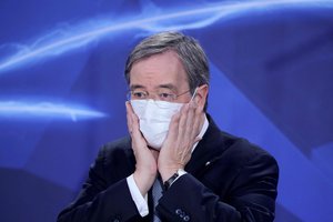 A. Merkel partijos naujasis vadovas kritikuojamas dėl pasisakymų apie pandemiją