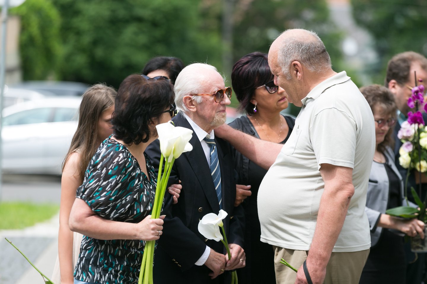 Arvydas Paltinas žmonos Nelly Paltinienės laidotuvėse.<br> T.Bauro nuotr.