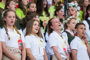 Švėntam tarptautėnė gimtuosės kalbuos dėina: godrė būdaa, katrėi padies gerintė lietoviu kalbuos muokiejėma