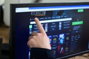 Programišiai nutekino „Filmai.in“ vartotojų duomenis