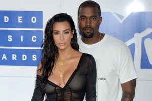 JAV garsenybė Kim Kardashian skiriasi su reperiu Kanye Westu