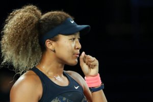 „Australian Open“ moterų vienetų turnyre antrą kartą triumfavo N. Osaką