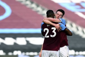 „West Ham United“ kyla į ketvertą: namuose įveikė „Tottenham Hotspur“