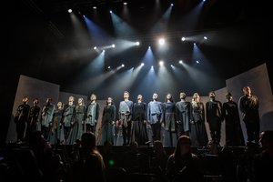 Ansamblis „Lietuva“ švenčia jubiliejų: kartu su kitais atlikėjais pristato muzikinį albumą