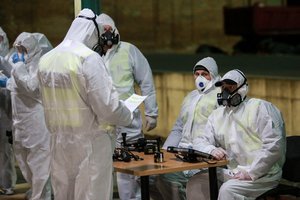 Pasisakymas apie trečią COVID-19 bangą supriešino: epidemiologai nesutinka, ekspertai kalba apie įtaką karantino planams