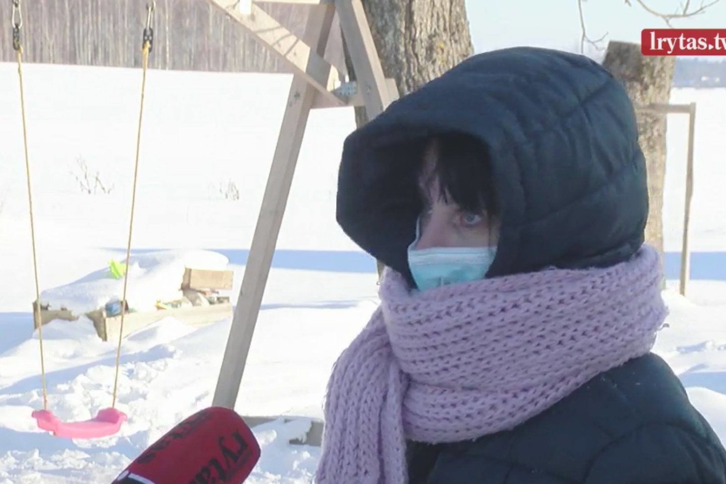 Globėja Lina su vyru augina 4 savo vaikus ir dar 2 priglaustus mažamečius, vienas iš jų - su negalia.<br>Stop kadras.