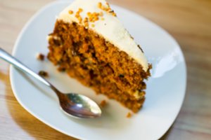 Vaikystę primenantis razinų meduolis: verta kepti dar ne kartą