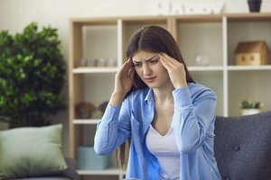 Pavasarį „pabundanti“ liga dažniausiai užklumpa moteris: patarė, kaip jos išvengti