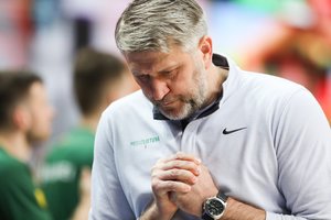 Vos nuo tragedijos išsigelbėjęs Lietuvos krepšinis – ant svarstyklių: ekspertai pirštu dūrė į pūlinį 