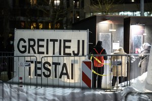 Vyriausybė žada inicijuoti testavimo apimčių plėtimą, pagal jį atlaisvinti judėjimą