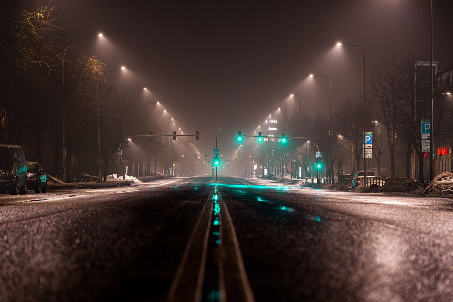 Nepaisant COVID-19 sukeltų iššūkių praėjusiais metais Kauno gatvės tapo dar šviesesnės bei saugesnės – fiksuotas rekordinis įrengtų modernių LED šviestuvų skaičius.<br>Pranešėjų spaudai nuotr