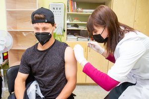 Vakcina nuo COVID-19 paskiepytas R. Berankis nedvejojo: „Vis tiek reikės“