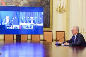 Gerą žinią dėl COVID-19 vakcinų išgirdęs G. Nausėda: iki vidurvasario galėsime paskiepyti 70 proc. gyventojų