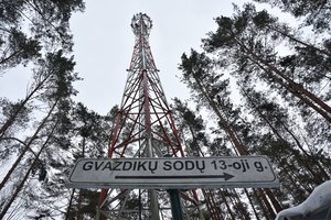 Ir Vilnius parklupo prieš biurokratus – per patį karantiną išdraskė mobiliojo ryšio stotį