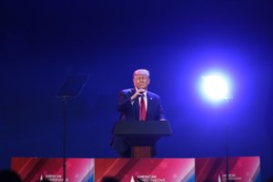 D. Trumpas: „kovojame dėl dabartinės Amerikos išlikimo“