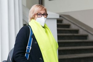 J. Šiugždinienė atsakė, ar pati skiepysis „AstraZeneca“, atsisakančius mokytojus vadina „nereikšmingu skaičiumi“