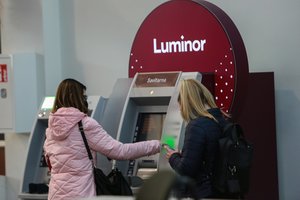 „Luminor“ praneša: naktį klientams neveiks dalis paslaugų