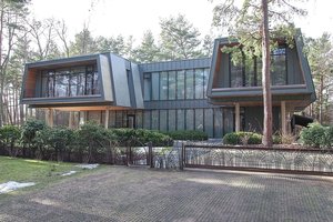 Skandalingųjų Palangos dušinių byloje – pribloškiantis posūkis: prokurorai tapo advokatais