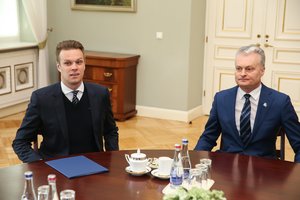 Po pokalbio su G. Nausėda G. Landsbergis neatmetė naujų ES sankcijų Rusijai galimybės