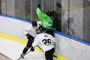 Keturių įvarčių deficitą panaikinę „Kaunas Hockey“ pratęsime įveikė įspūdingai startavusius „Baltų Ainius“