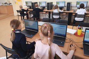 IT mokytoja: „Kaip galima sakyti, kad technologijos – ne mergaičių sritis, jei programavimo pradininkė buvo moteris?“