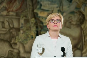 Kaip pasitiksime Velykas: I. Šimonytė pranešė apie svarstymus taikyti naują judėjimo ribojimų tvarką