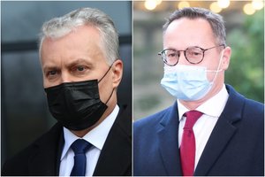 Prezidentūra toliau žeria kritiką Ž. Pavilioniui, bet G. Nausėda vykti į Gruziją neskuba