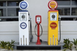 Istorinė akimirka: Kalifornijos miestas tapo pirmuoju JAV, ką tik uždraudusiu naujas degalines