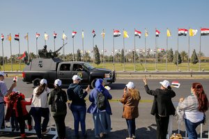 Popiežiaus Pranciškaus lėktuvas nusileido Irake