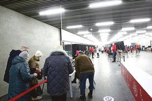 Gavę žinutę apie skiepijimo laiką Kauno senjorai negali užmigti, bet poliklinikos direktorius pranešė ir gerą žinią