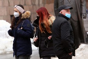 Nuo šiandien – švelnesnės karantino taisyklės: pokyčiai dėl būriavimosi, bendravimo, lankytinų vietų ir renginių