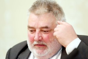 A. Bumblauskas: „Mūsų nacionalinis paukštis – erkė, į praeitį žiūrime viena akim ir ta ašarojame“